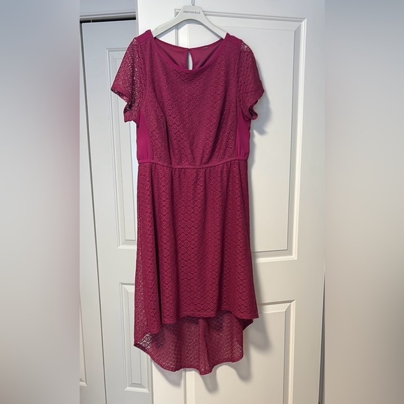 Raspberry High-Low Flutter Sleeve Dress - Picture 1 of 4